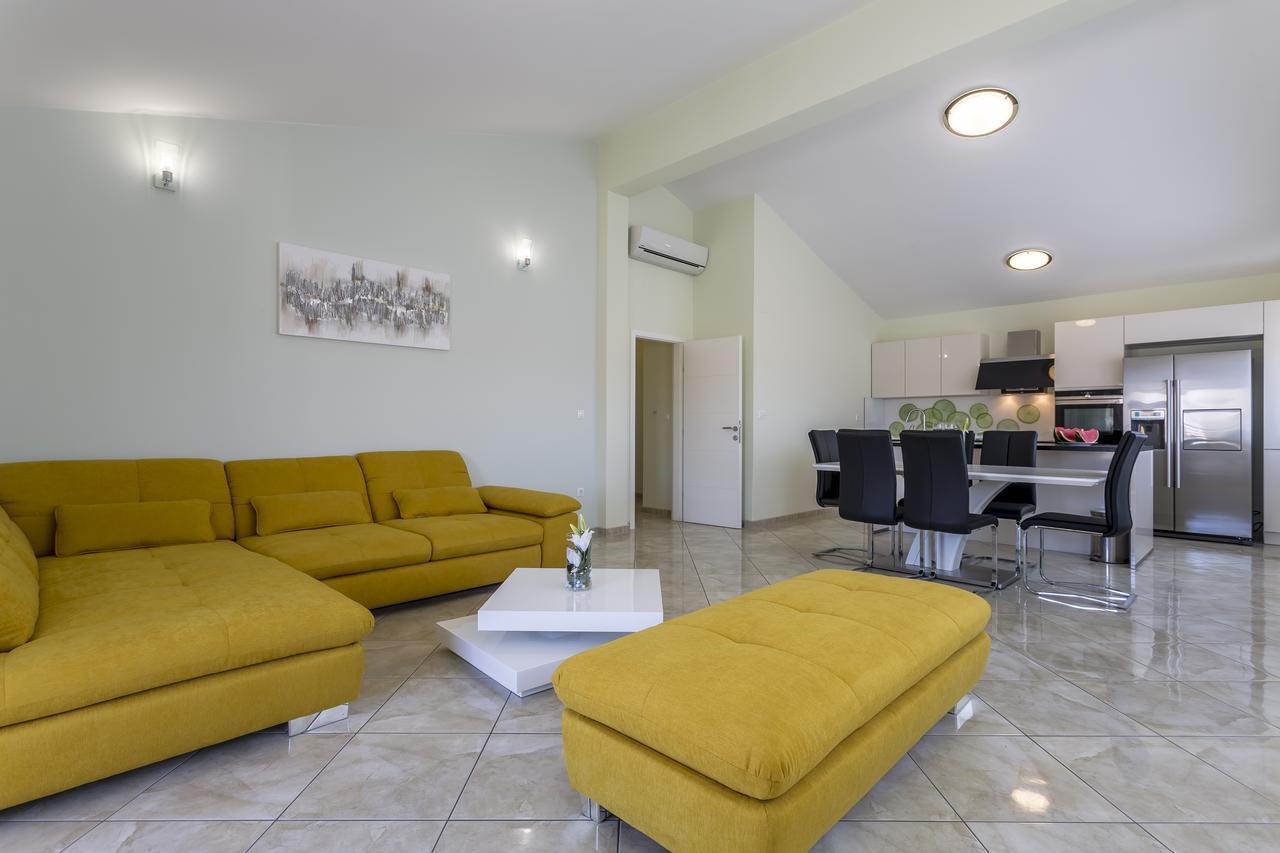 Apartmani Lukić Split Zewnętrze zdjęcie