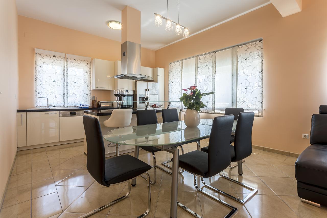 Apartmani Lukić Split Zewnętrze zdjęcie